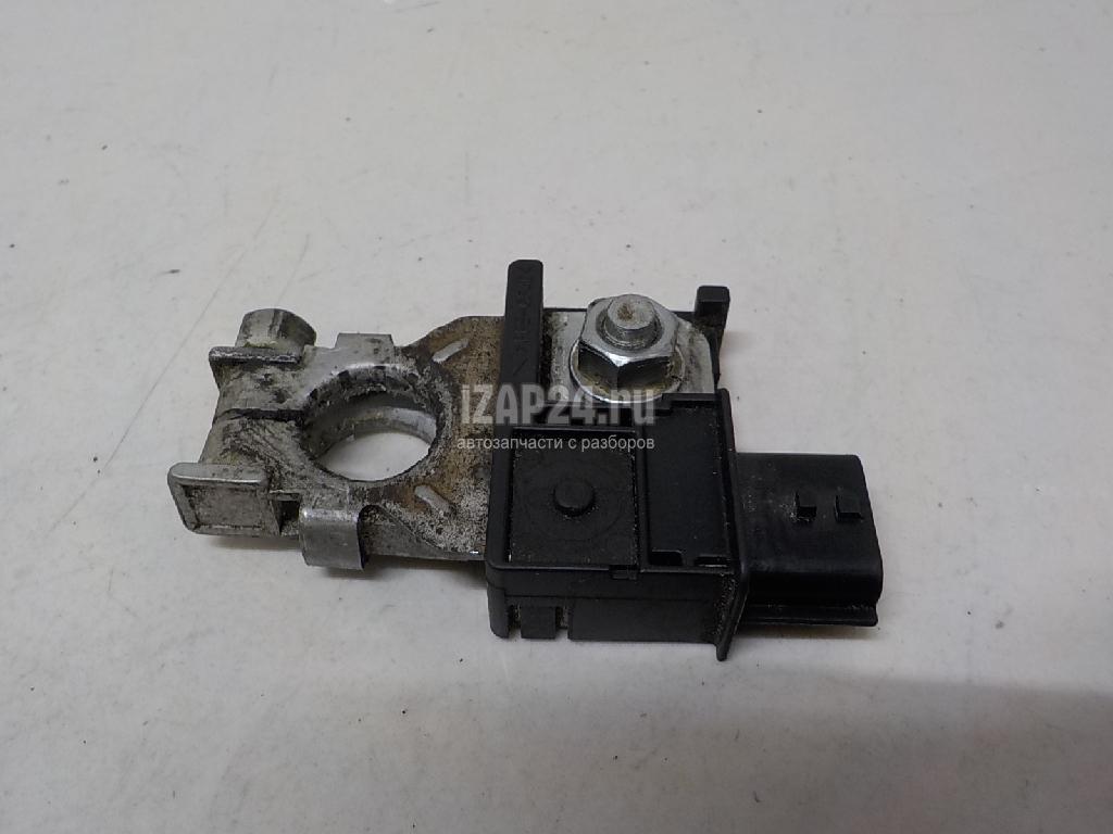 Плюсовая клемма ниссан кашкай j10. Клемма плюсовая nissan x trail 32. Аккумулятор ниссан кашкай j11 2. Nissan клемма акб nissan 1шт. Клемма аккумулятора кашкай.