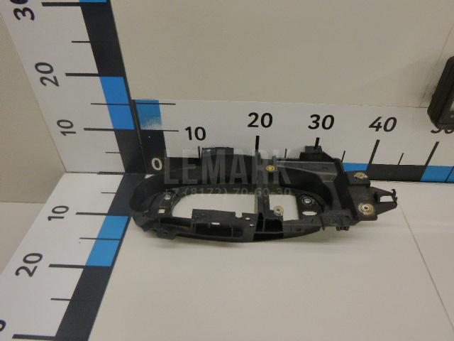 Кронштейн крепления подлокотника для  BMW X5 E70 2007-2013
