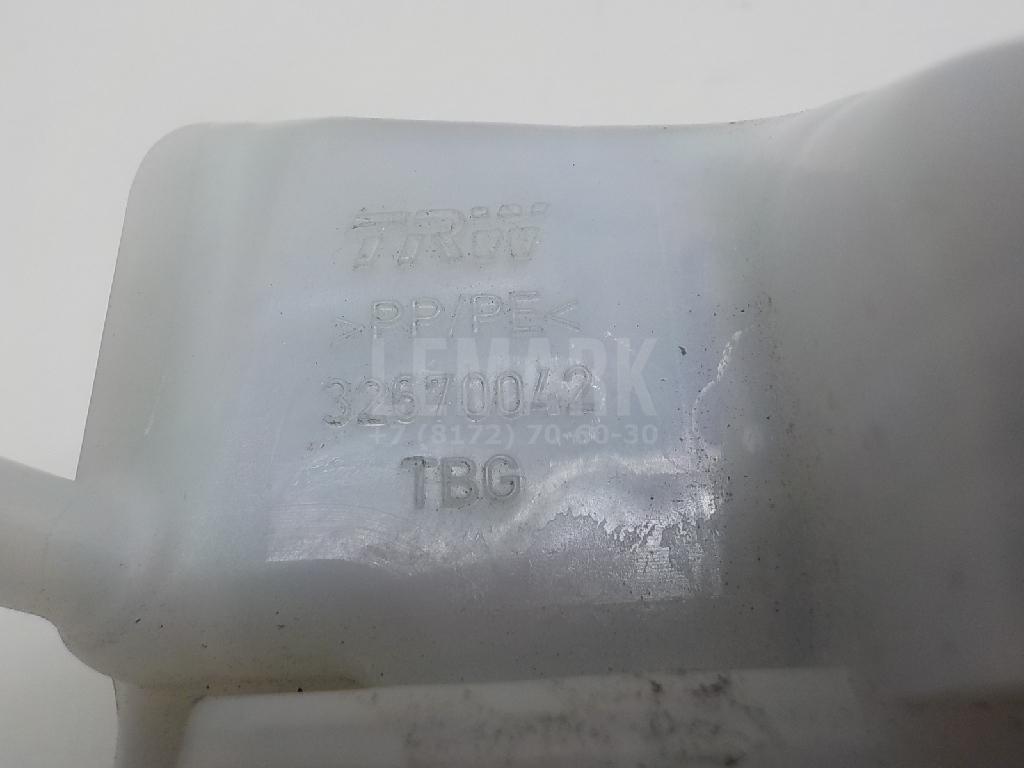 Бачок главного тормозного цилиндра
