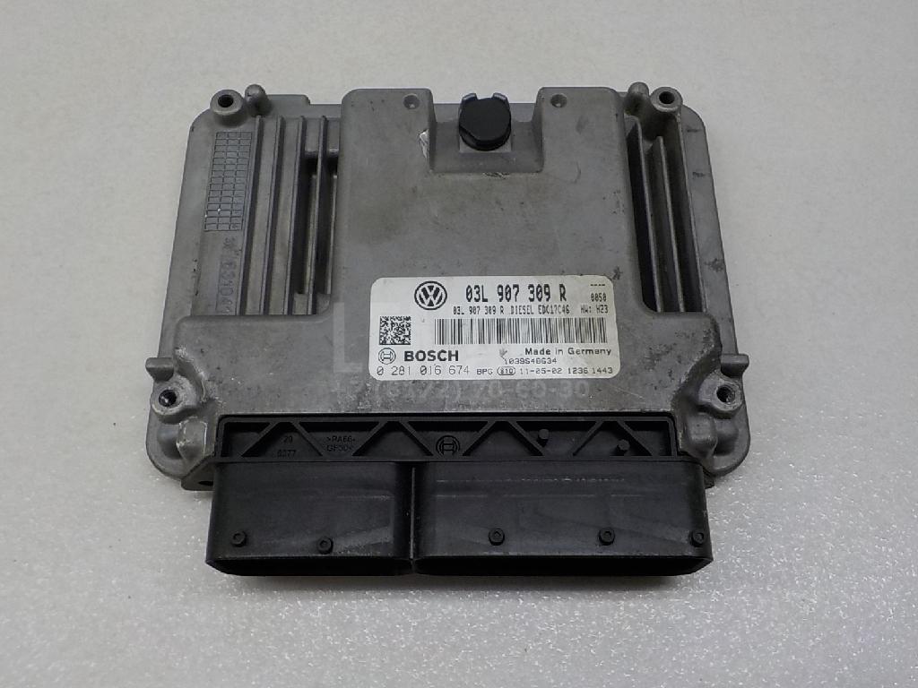 Блок управления двигателем 03L906018FB VAG