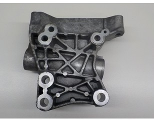 Кронштейн двигателя правый для Land Rover Discovery Sport 2014> с разборки состояние отличное