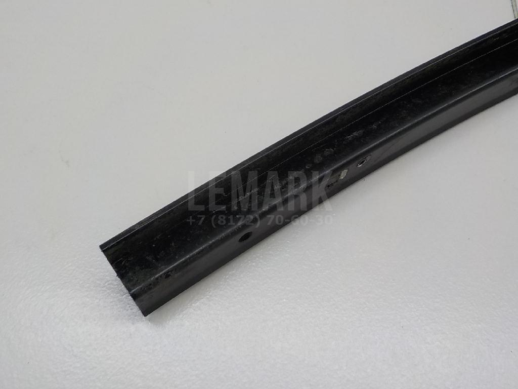 Направляющая стекла двери для  BMW 5-serie E60/E61 2003-2009