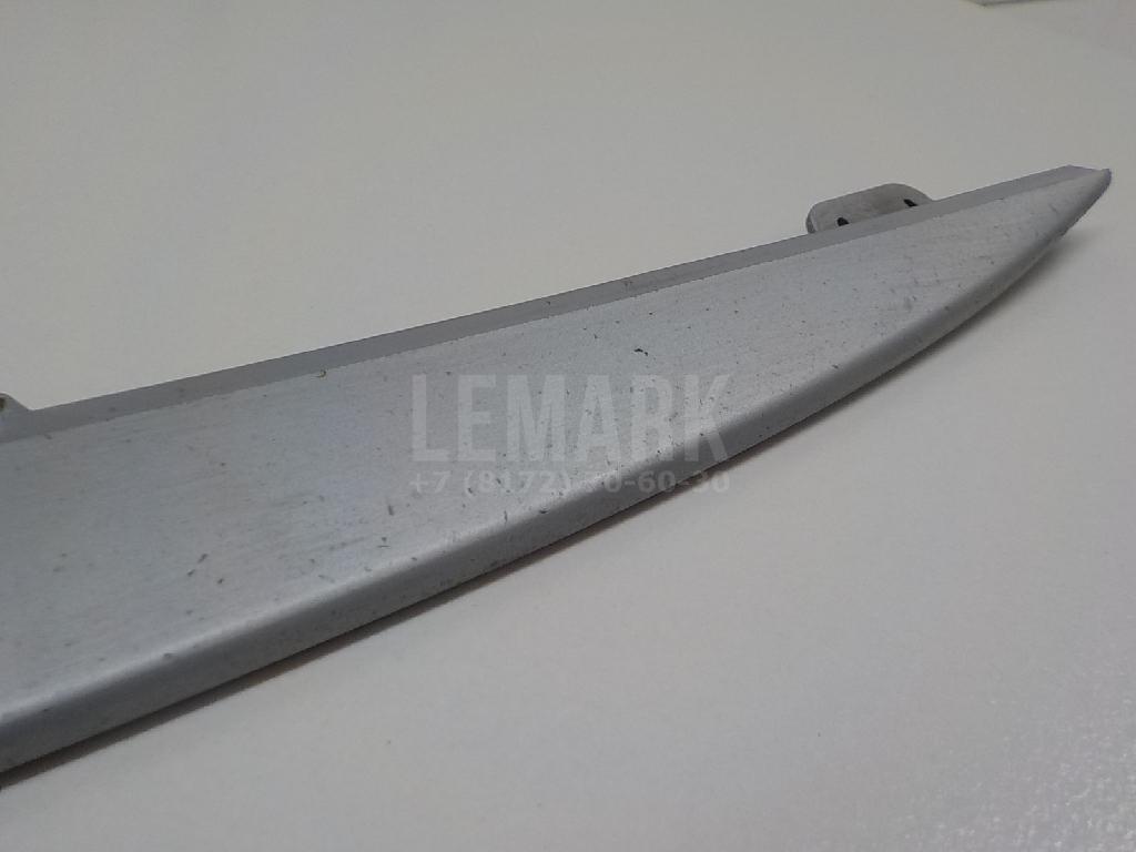 Накладка на решетку левая