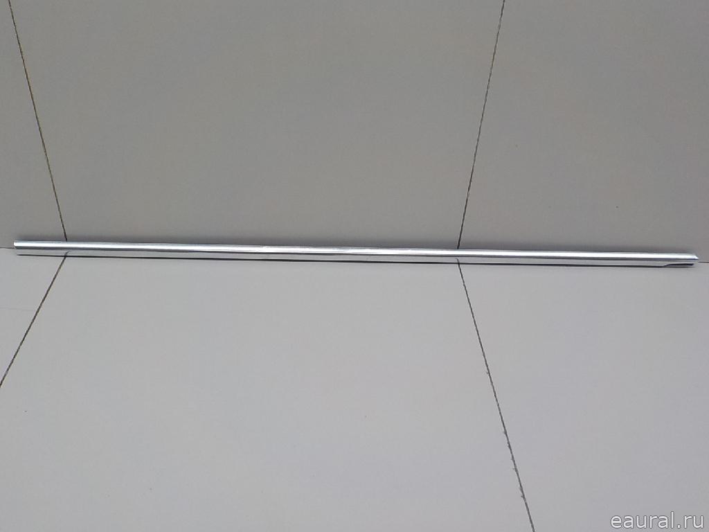 Накладка стекла заднего левого