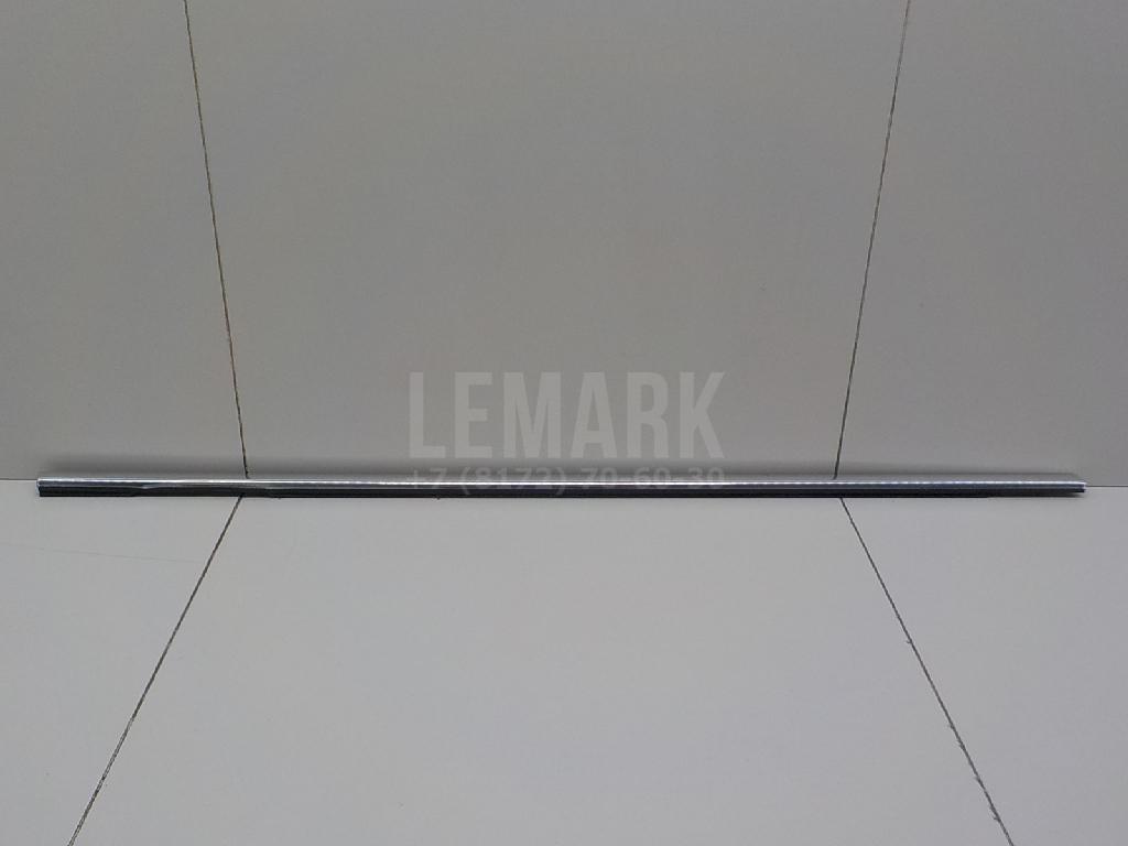 Накладка стекла переднего правого 13259955 GM