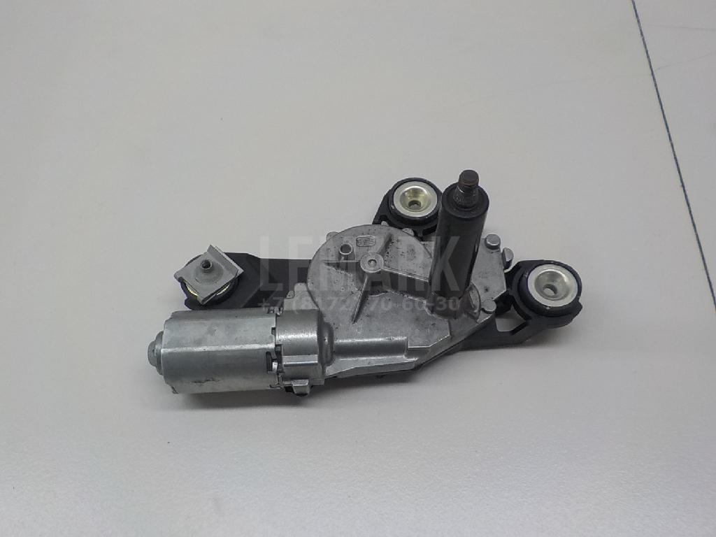 Моторчик стеклоочистителя задний 1851421 Ford