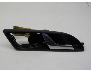 Ручка двери передней внутренняя правая для Skoda Yeti 2009-2018 с разбора состояние хорошее