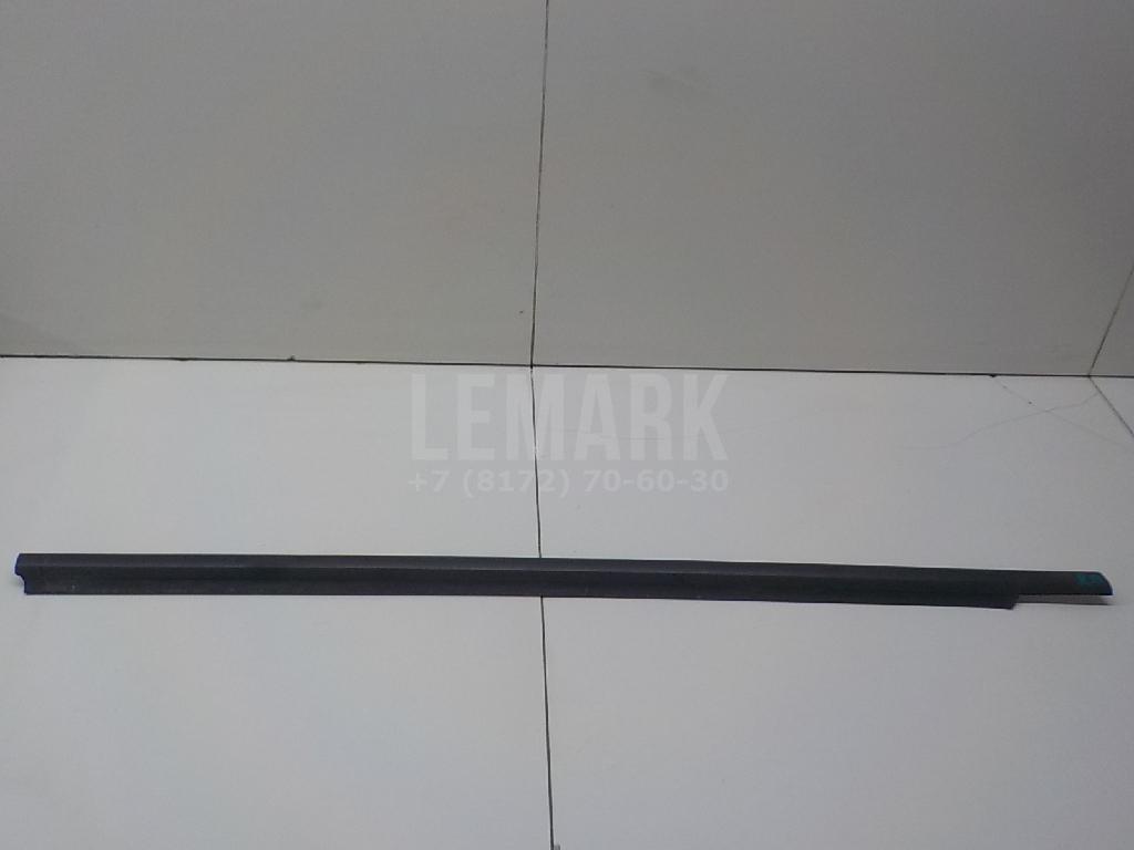 Накладка стекла переднего правого 24468034 GM