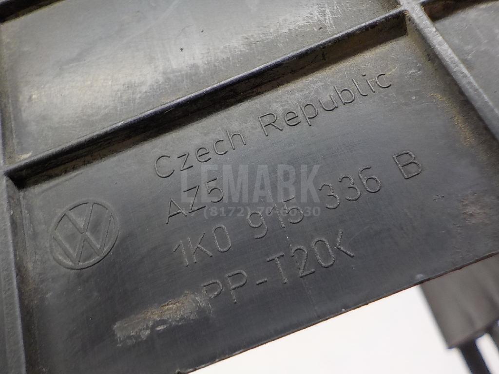 Корпус аккумулятора для  Audi A6 [C4] 1994-1997