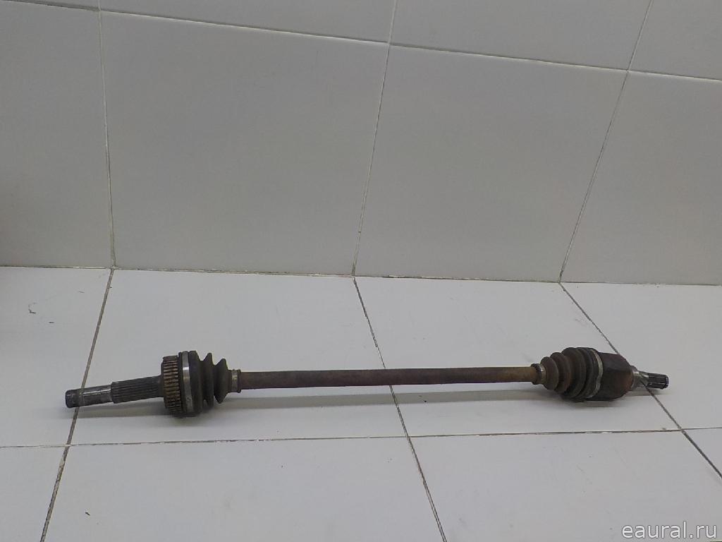 Полуось задняя
