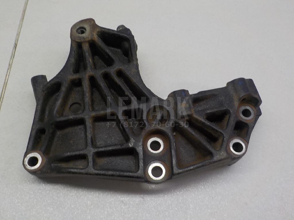 Кронштейн двигателя правый 13507JG71A Nissan