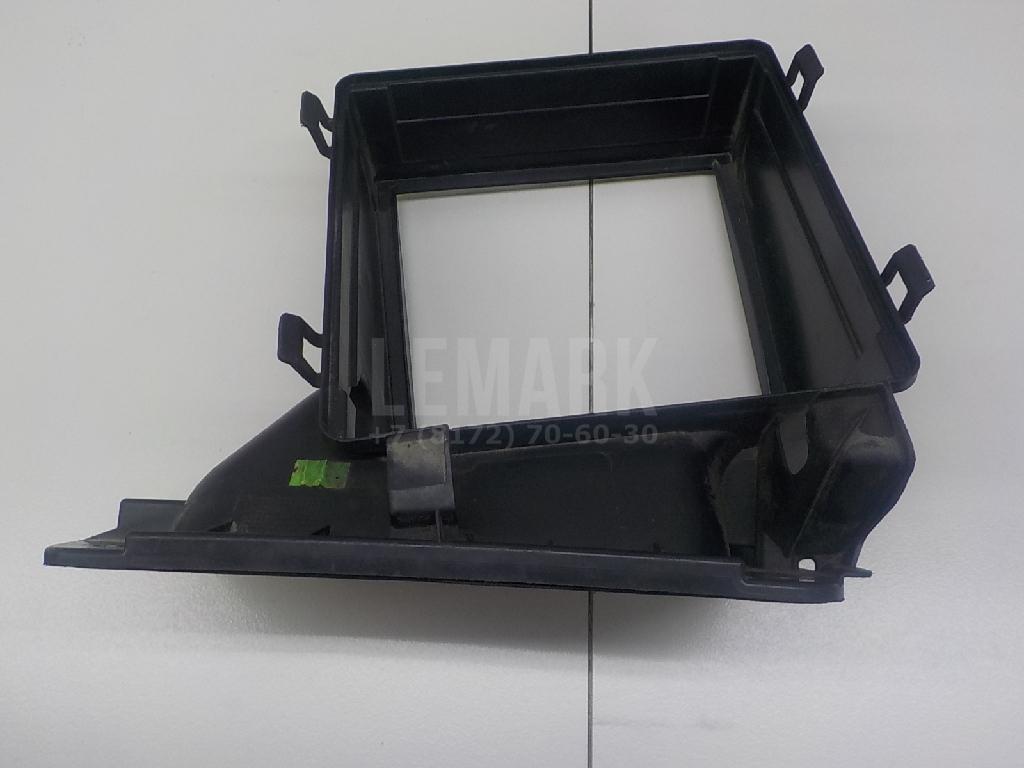 Корпус салонного фильтра для  BMW X3 E83 2004-2010