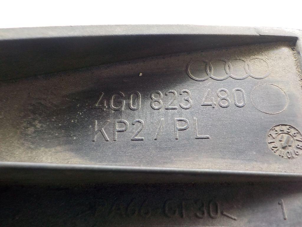 Крючок капота для  BMW 1-serie F20/F21 2011-2019