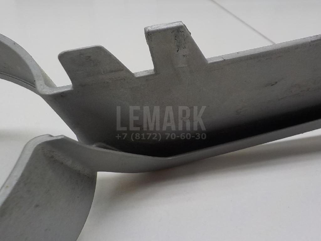 Рамка противотуманной фары левой для  BMW 7-serie G11/G12 2015-2022