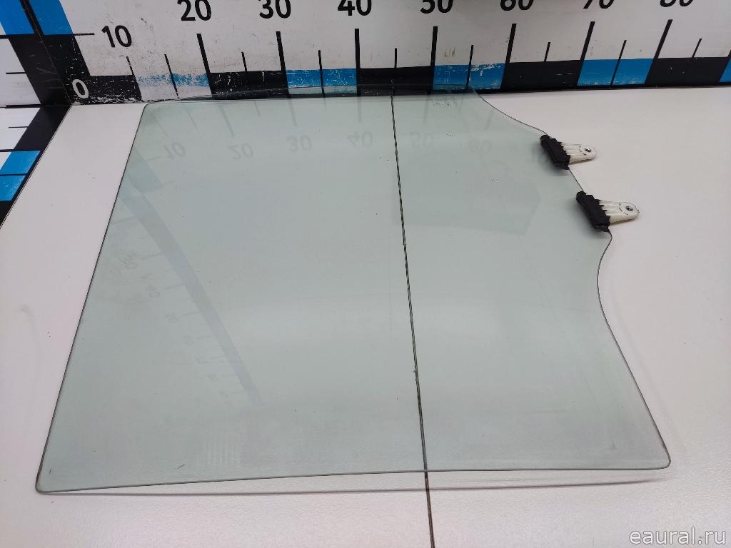 Стекло двери задней левой