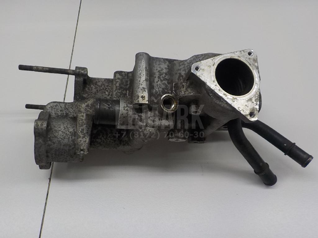 Корпус термостата 256102F300 Hyundai-Kia