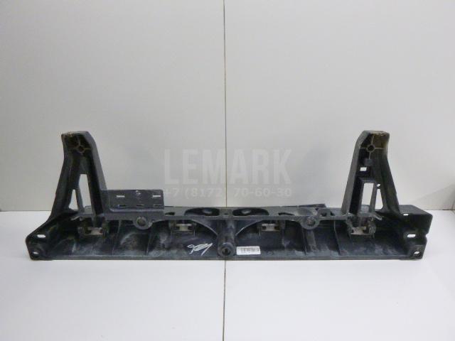 Кронштейн заднего бампера для  BMW X3 E83 2004-2010