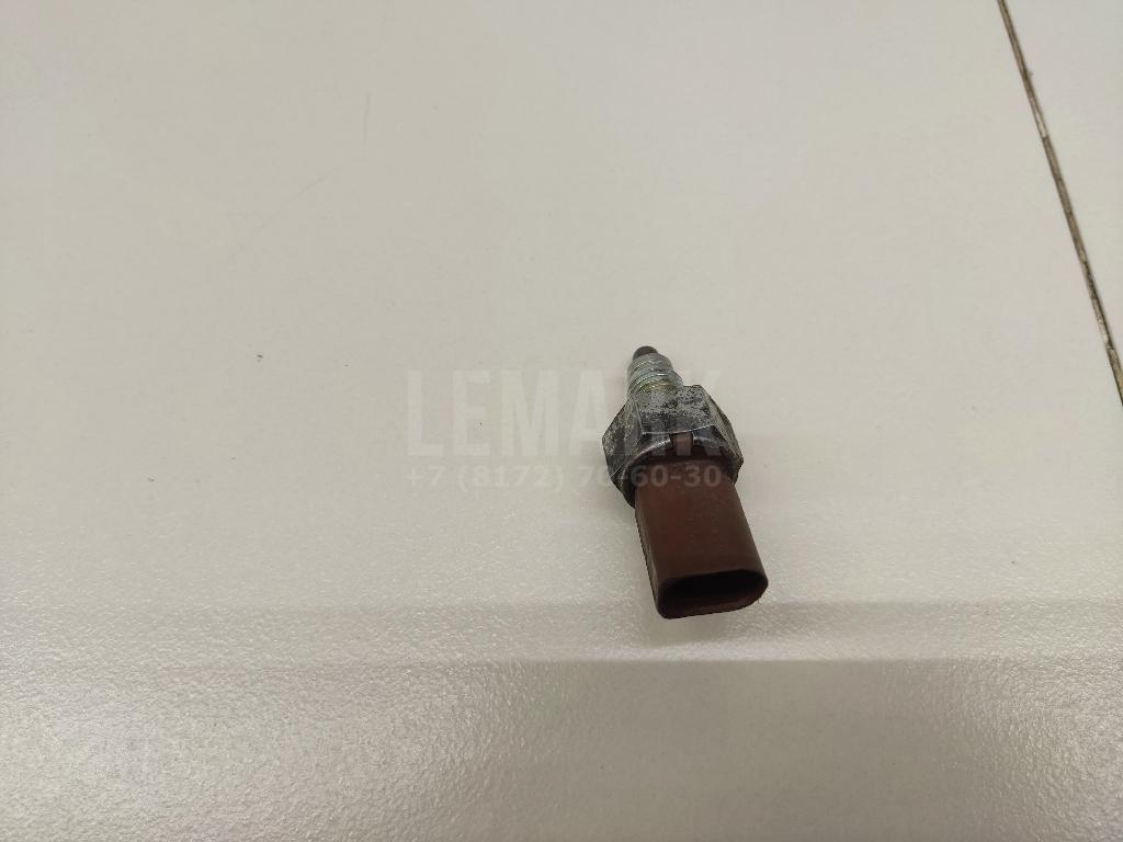 Датчик включения заднего хода