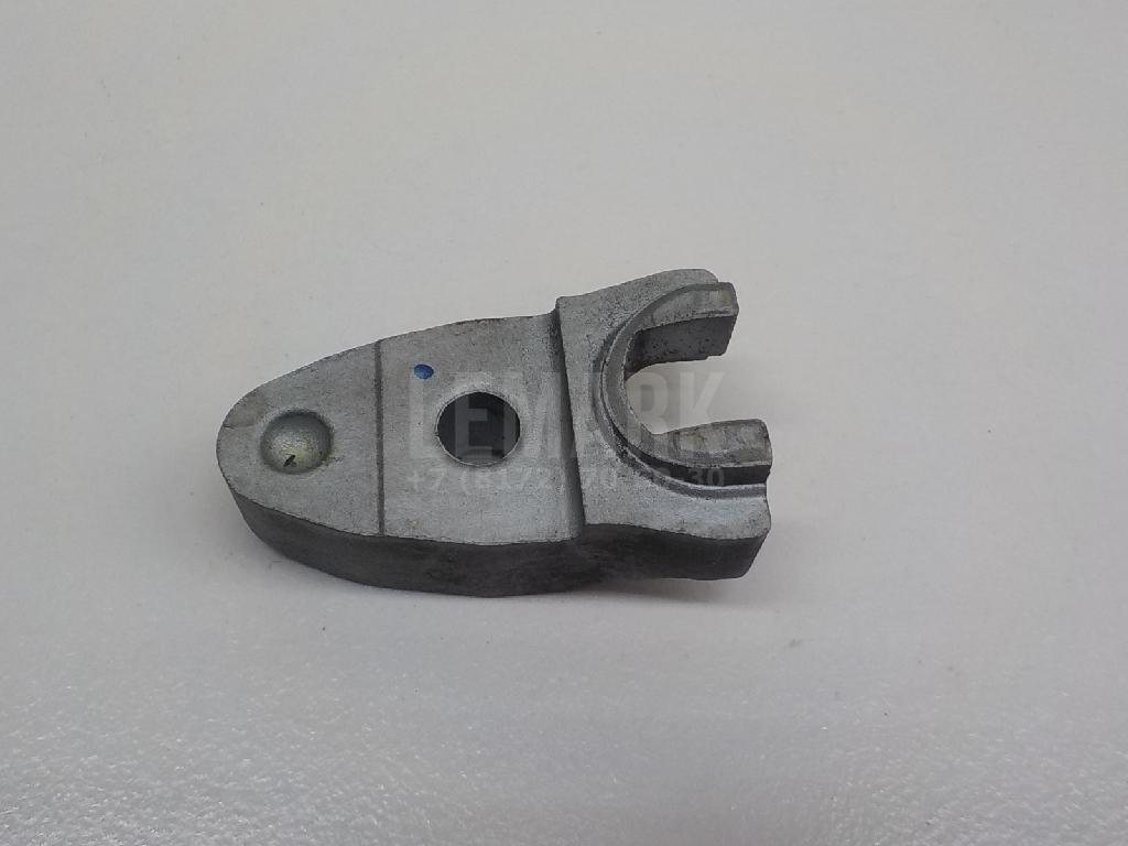 Кронштейн форсунки для  Citroen C4 II 2011-2022