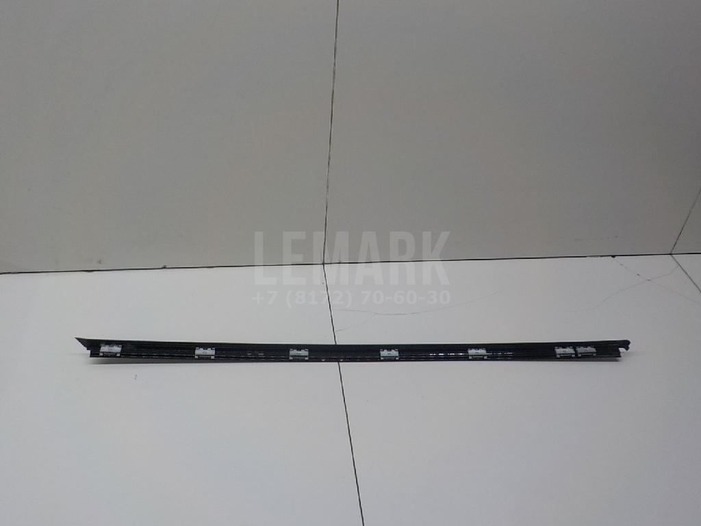Накладка стекла заднего правого для  BMW X3 F25 2010-2017
