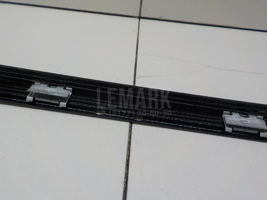 Накладка стекла заднего правого для  BMW X3 F25 2010-2017
