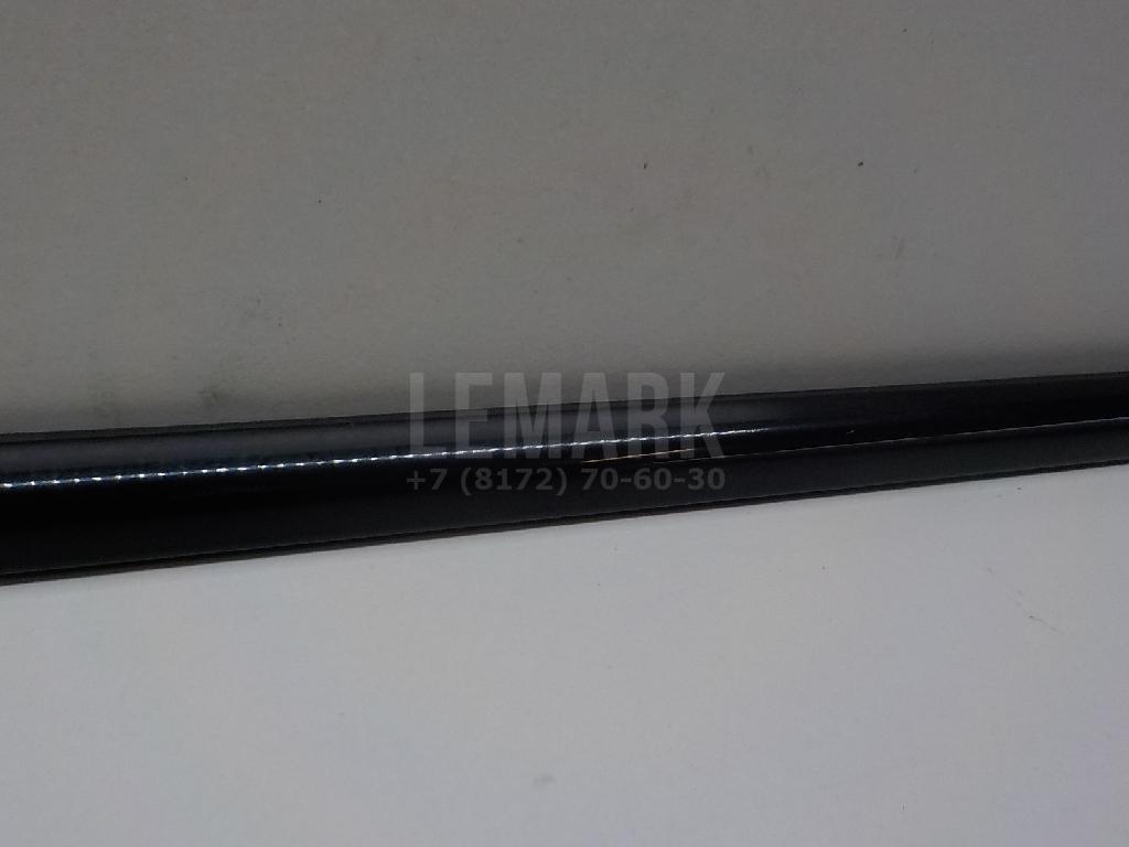 Накладка стекла переднего правого для  BMW 5-serie F10/F11 2009-2016