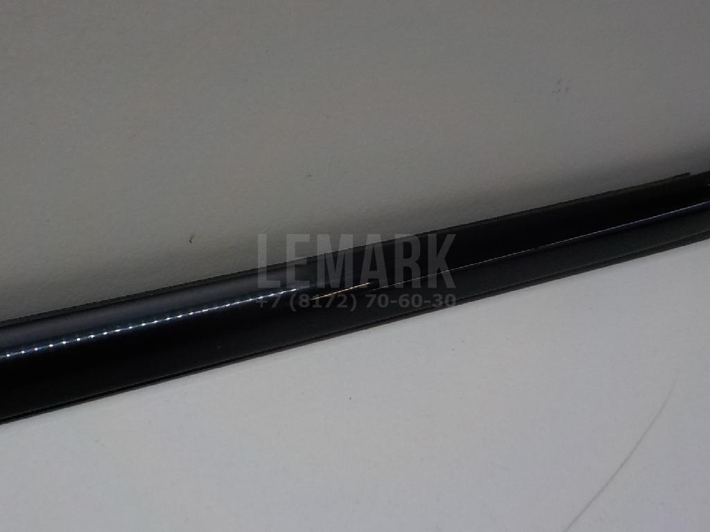 Накладка стекла переднего правого для  BMW 5-serie F10/F11 2009-2016