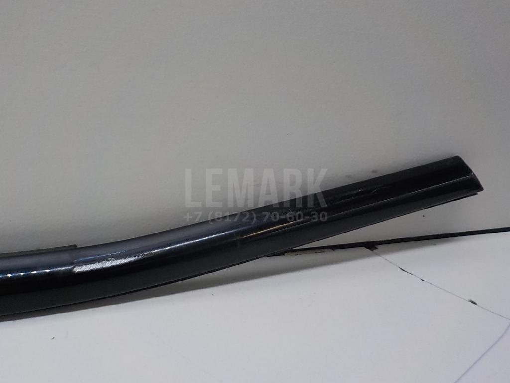 Накладка стекла переднего правого для  BMW 5-serie F10/F11 2009-2016