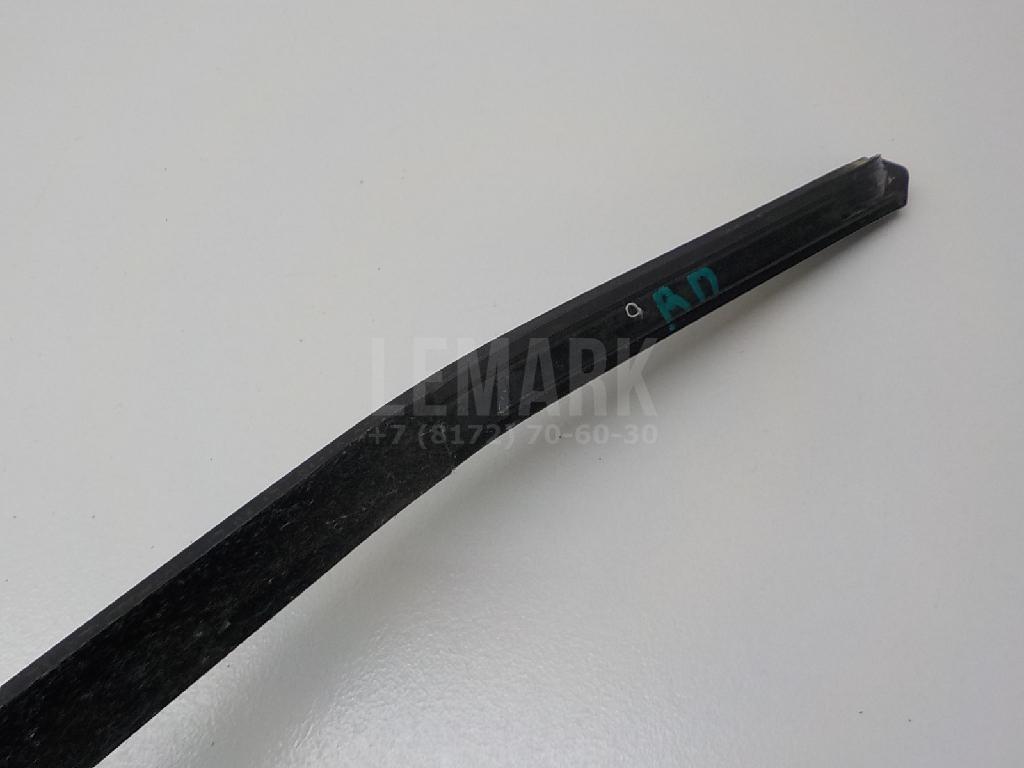 Накладка стекла переднего правого для  BMW 5-serie F10/F11 2009-2016