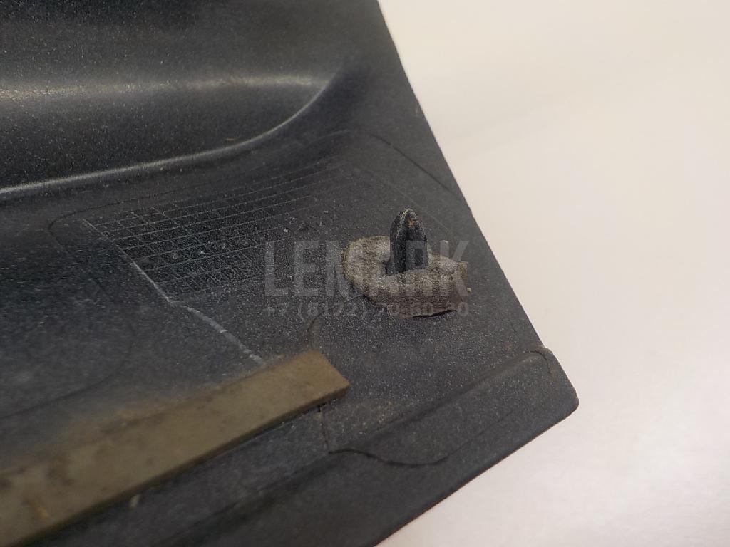 Накладка заднего крыла правого для  Ford Escape EUR 2007-2009