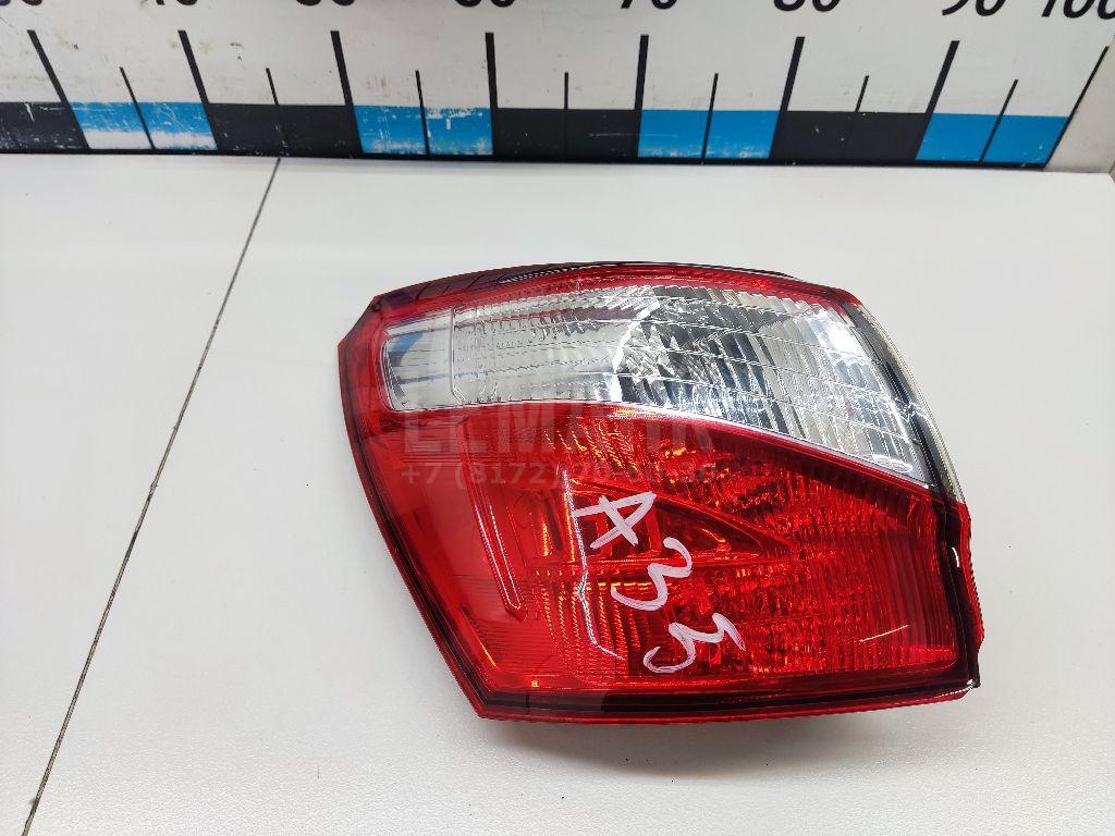 Фонарь задний наружный левый 26555BR00A Nissan