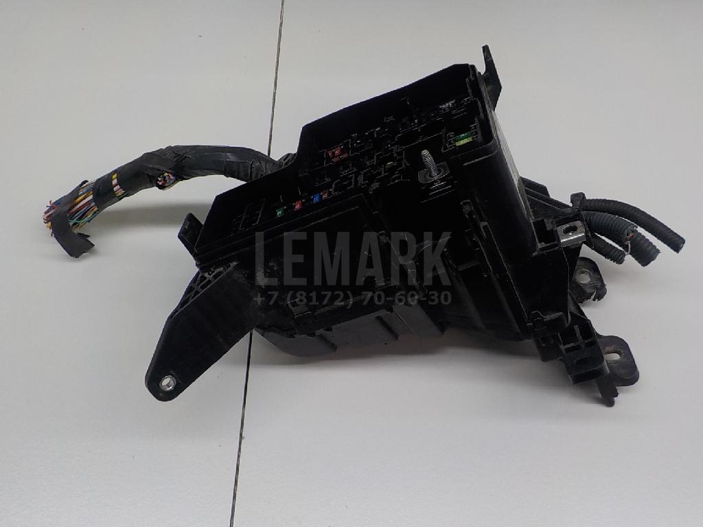 Блок предохранителей 8263042010 Toyota