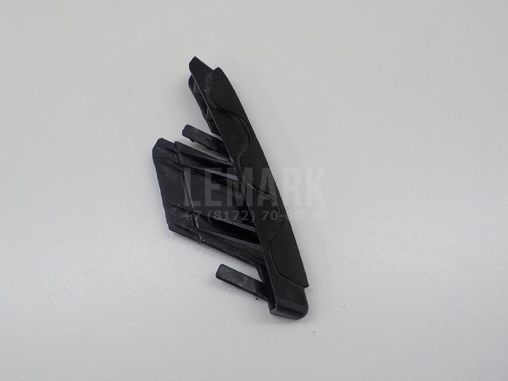 Кронштейн фар правый 63122JD00A Nissan