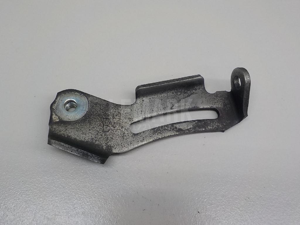 Планка натяжения ремня генератора 1638137040 Toyota