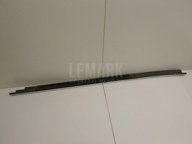 Накладка стекла заднего левого для  BMW X1 E84 2009-2015