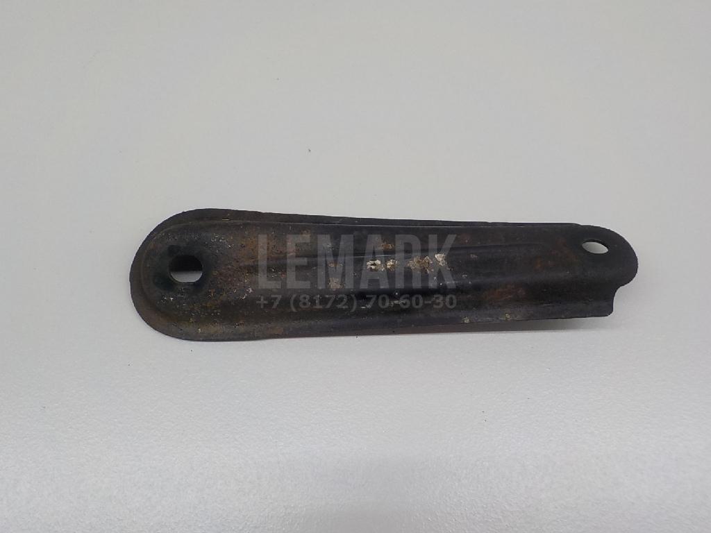 Кронштейн задней балки 5229642010 Toyota