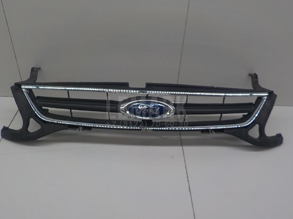 Решетка радиатора 1736164 Ford