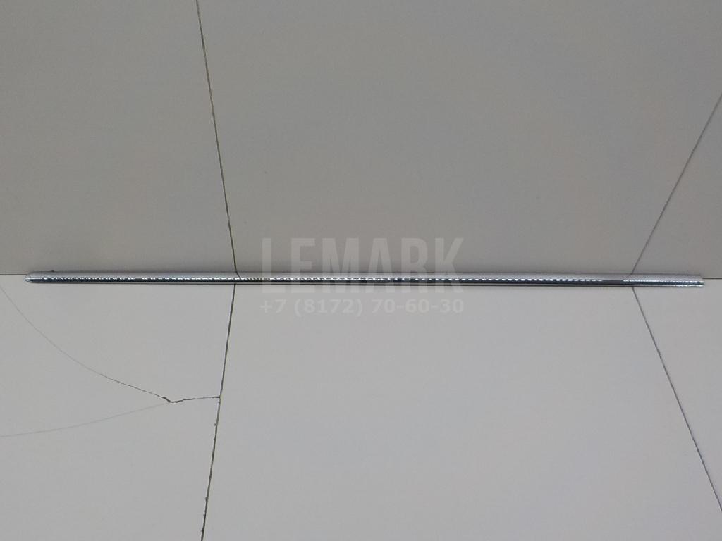 Молдинг передней правой двери 3C0853516C2ZZ VAG