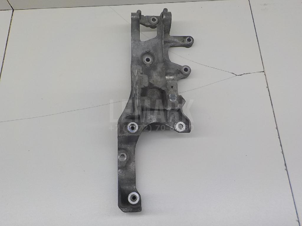 Кронштейн генератора 1699676 Ford