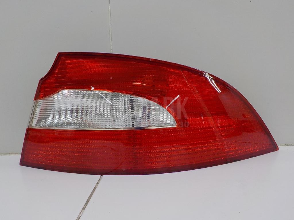 Фонарь задний наружный правый 3T5945112 VAG