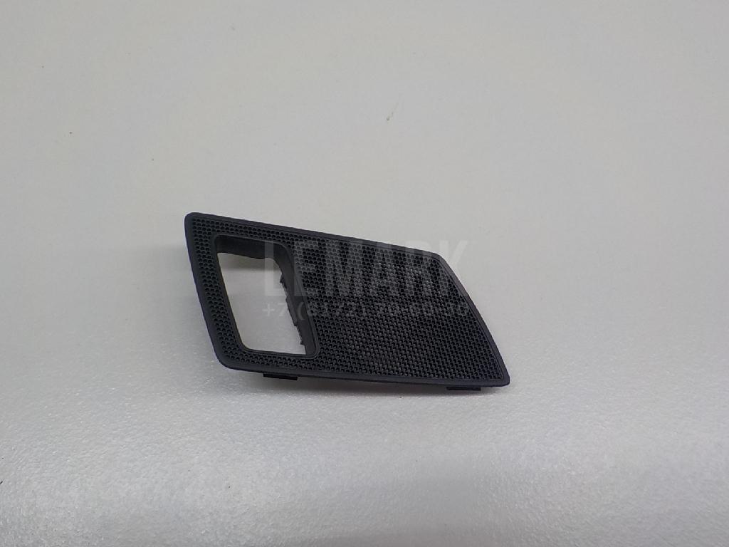Решетка динамика 3T08674369B9 VAG