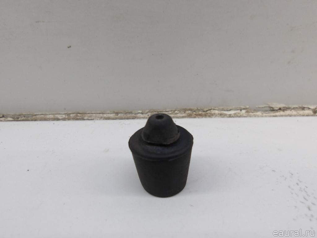 Отбойник капота