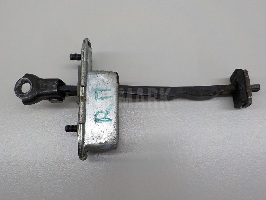 Ограничитель двери 79390D3000 Hyundai-Kia
