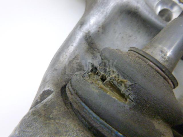 Кулак поворотный передний правый для  BMW X1 E84 2009-2015