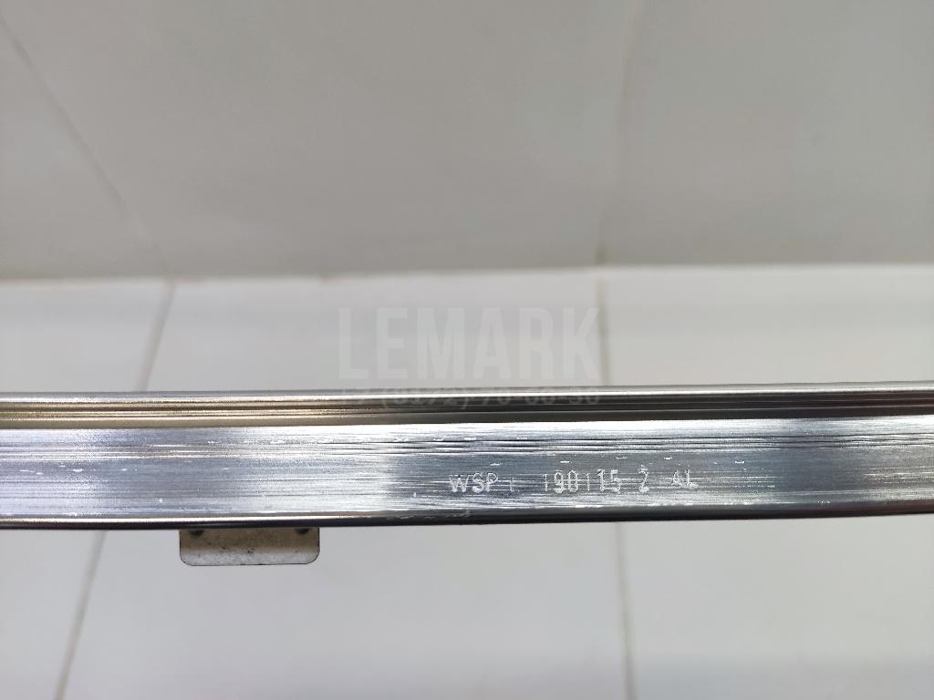 Накладка стекла заднего правого для  Audi Q3 (8U) 2012-2018