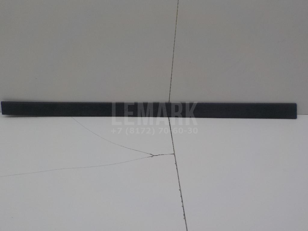 Молдинг передней левой двери 87721D7000 Hyundai-Kia