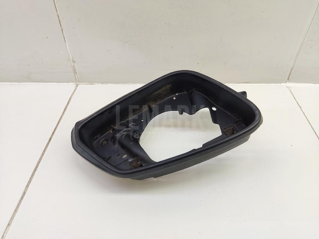 Рамка зеркала правого для  BMW X1 E84 2009-2015