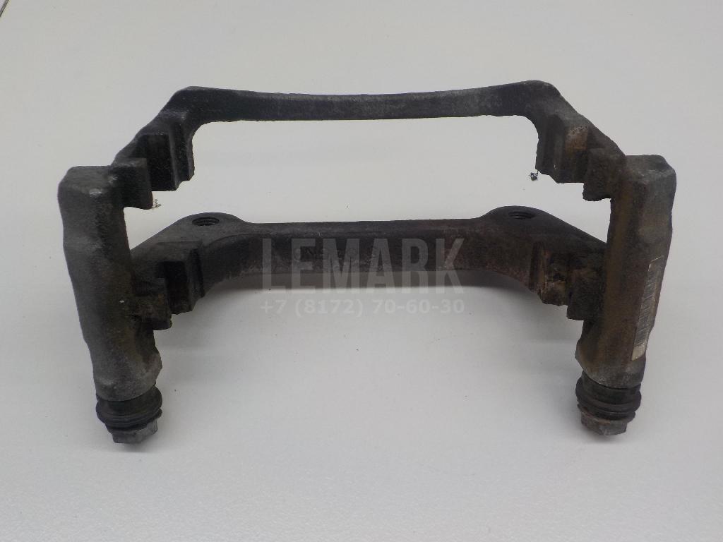 Скоба суппорта переднего правого для  BMW X1 F48 2014-2022
