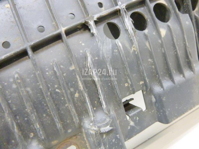 5261802010 Пыльник двигателя центральный Toyota Auris (E15) (2006 - 2012)