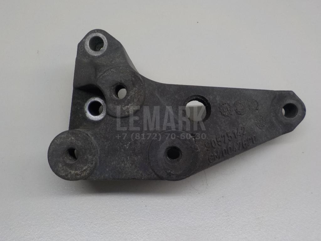 Кронштейн опоры КПП 90575142 GM